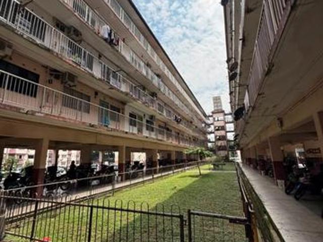 Flat for sale in Tampoi, Johor Bahru