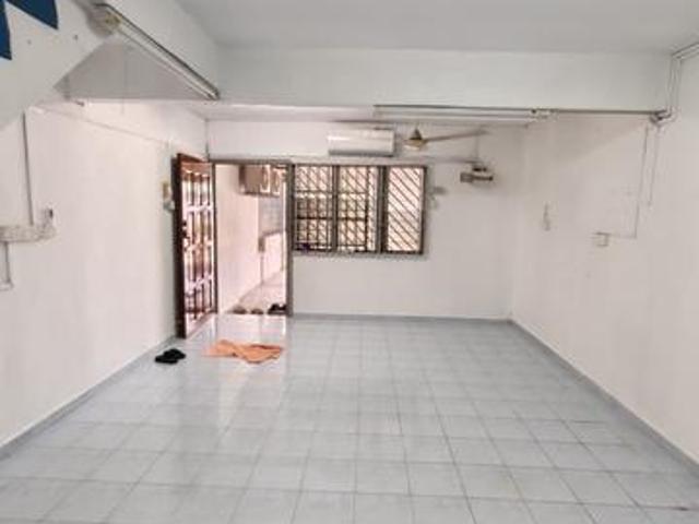 Terraced House for sale in Ulu Tiram, Johor