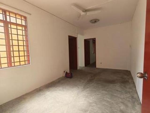 Flat for sale in Bukit Ledang, Johor