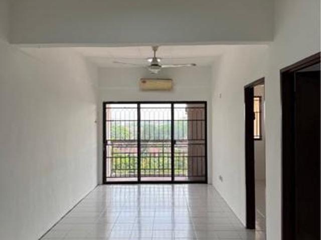 Apartment for sale in Port Klang, Selangor