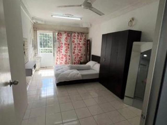 Apartment for sale in Petaling, Damansara Damai