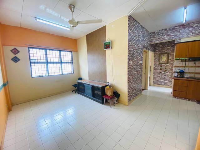 Flat for sale in Kajang, Langat