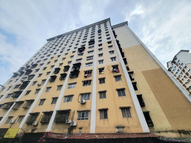 Apartment for sale in Petaling, Damansara Damai