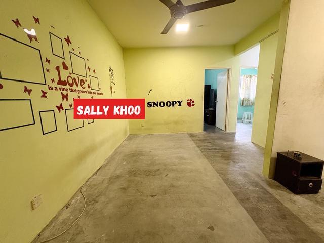 Flat for sale in Georgetown, Penang