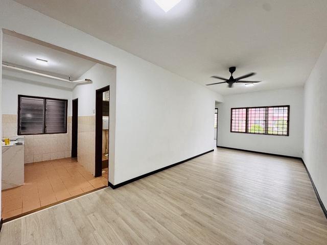 Apartment for sale in Petaling, Alam Impian