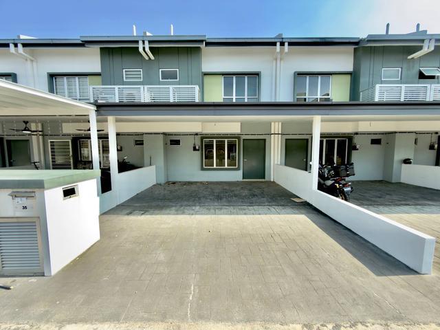 Terraced House for sale in Tanjong Sepat, Selangor