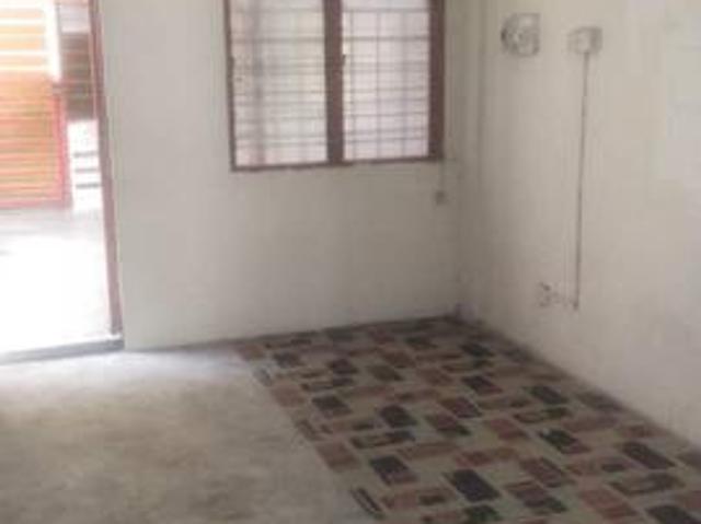 Flat for sale in Kajang, Langat