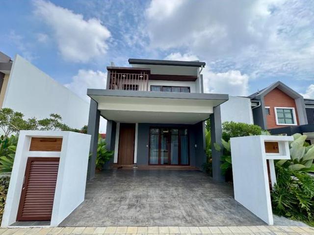 Terraced House for sale in Tanjong Sepat, Selangor