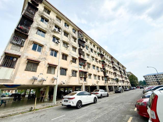 Condominium for sale in Petaling, Alam Impian