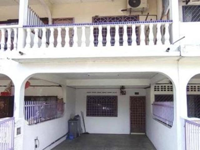 Terraced House for sale in Kluang