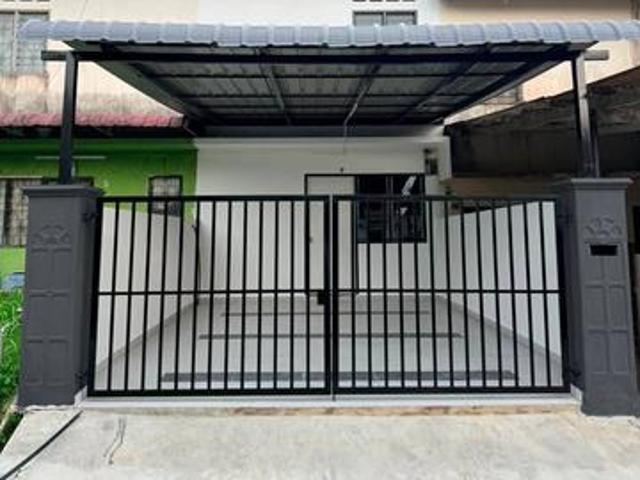 Terraced House for sale in Kluang