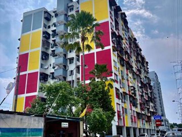 Apartment for sale in Petaling, Damansara Damai