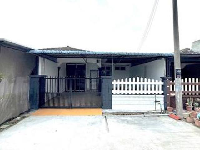 Terraced House for sale in Kluang
