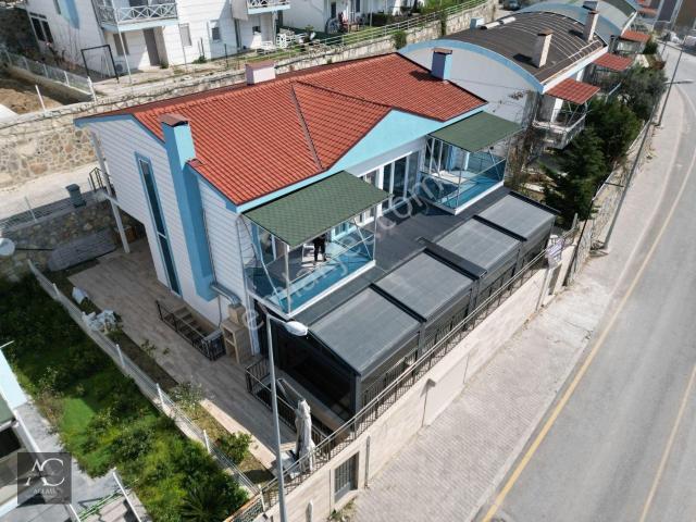 Kuşadasi, Aydin içerisinde satılık Villa
