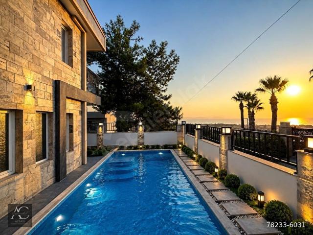 Kuşadasi, Aydin içerisinde satılık Villa