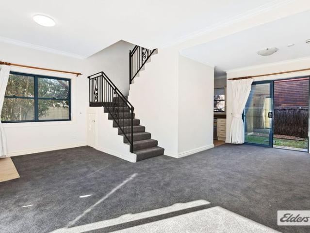 Townhouse for rent in Sutherland, New South Wales