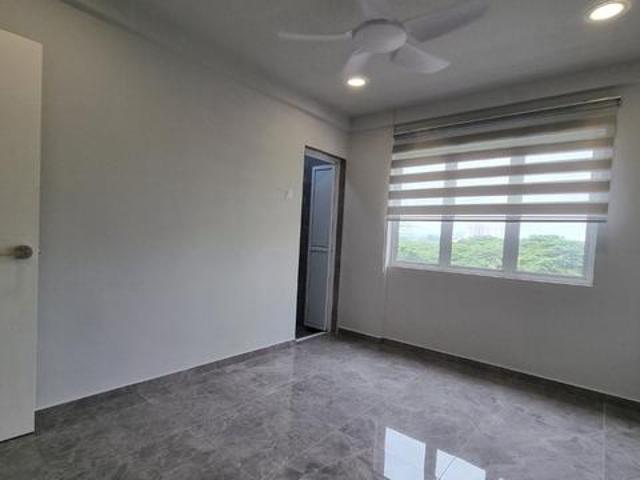 Flat for sale in Petaling, Subang Jaya