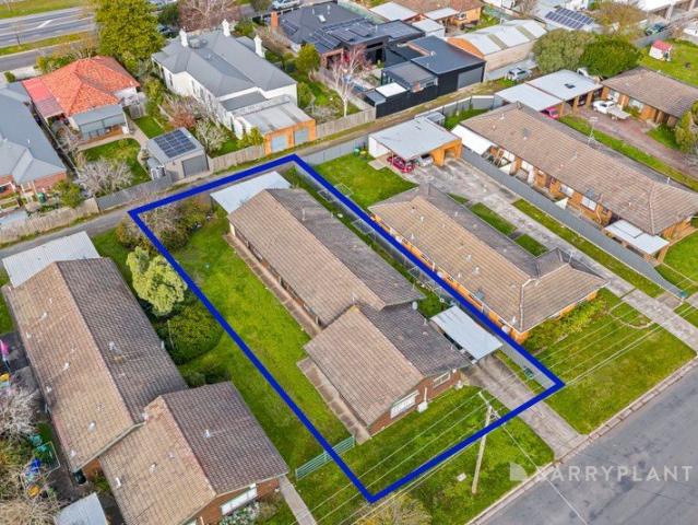 Flat for sale in Ballarat, Victoria