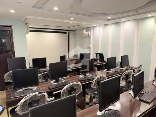 Building for sale in Islamabad