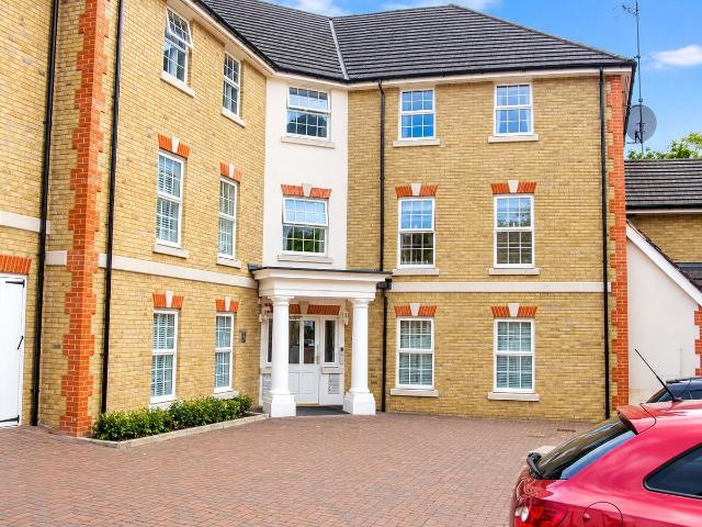 Apartment for rent in Bushey Heath, Hertsmere