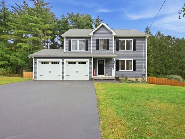 House for sale in Bondsville, Palmer