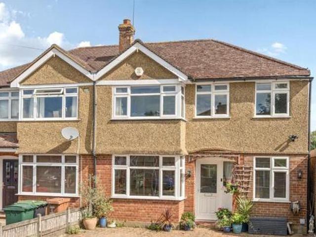 House for sale in Batchworth, Hertfordshire