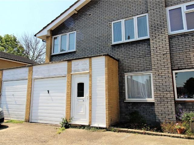 Apartment for rent in London Borough of Croydon, Greater London