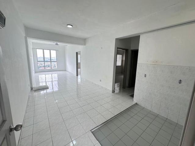 Flat for sale in Kajang, Langat