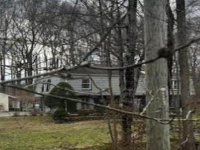 House for sale in Norwalk House for sale in Norwalk