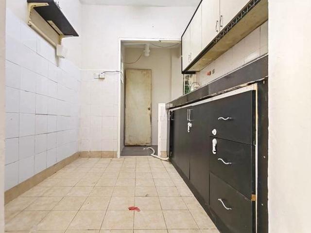 Apartment for sale in Petaling, Damansara Damai