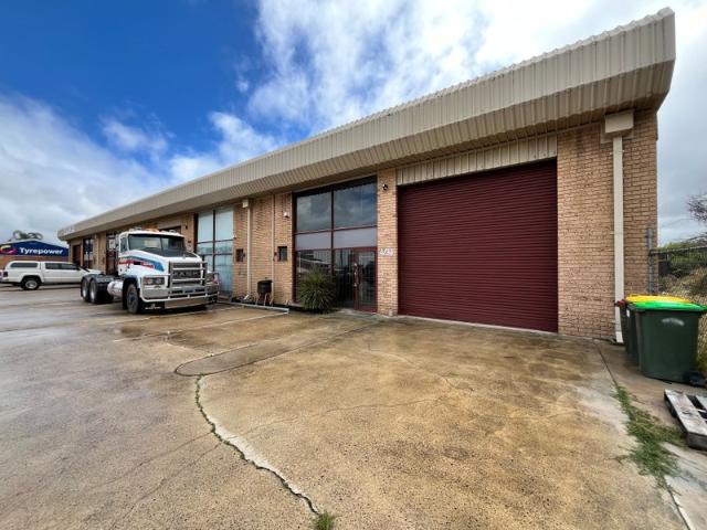 Warehouse for rent in Bellevue, City of Swan