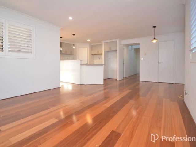 Townhouse for rent in East Victoria Park, Western Australia