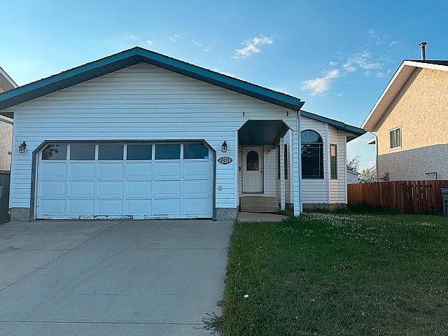House for sale in Grande Prairie, Alberta