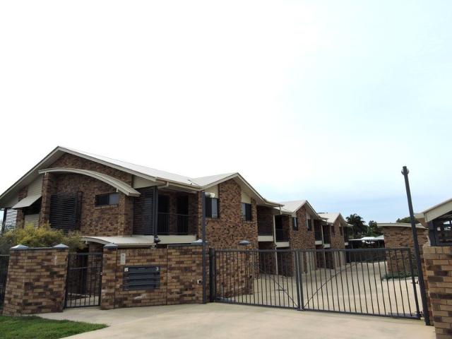 Townhouse for rent in Redbank Plains, Greater Brisbane