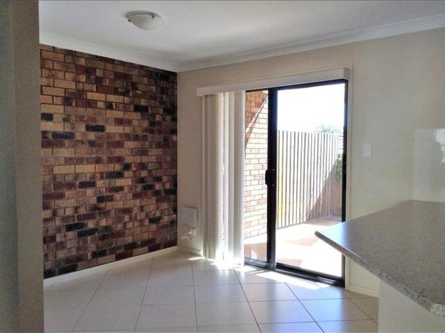 Townhouse for rent in Redbank Plains, Greater Brisbane