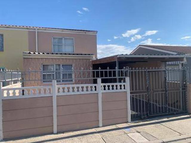 House for sale in Mitchells Plain, Western Cape