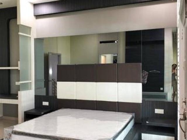 Terraced House for rent in Malaka