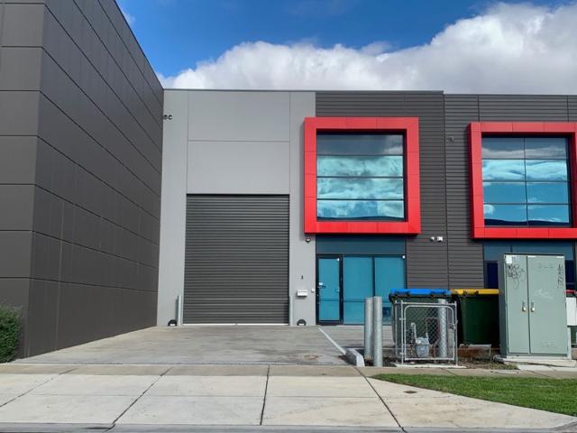 Warehouse for rent in Coburg North, Melbourne