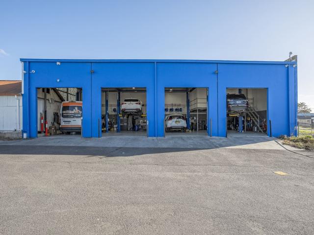Warehouse for rent in Glenorchy