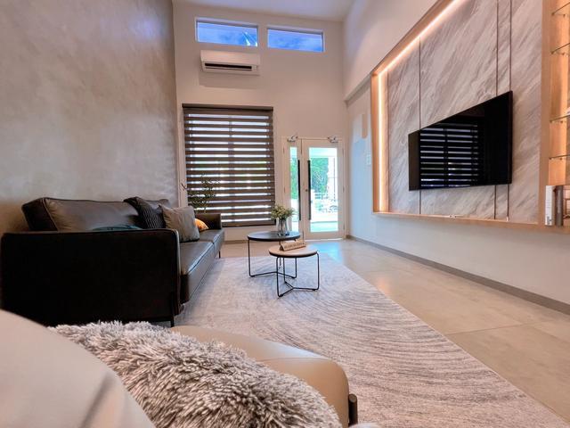 Terraced House for sale in Malaka