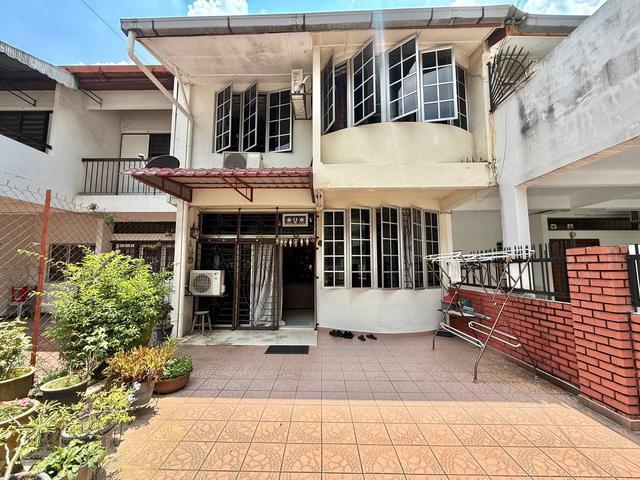 Terraced House for sale in Country Heights Damansara, Kuala Lumpur
