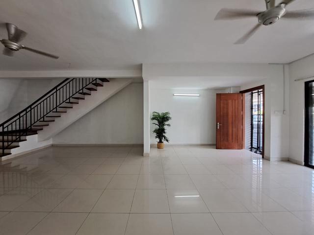 Terraced House for sale in Petaling, Alam Impian