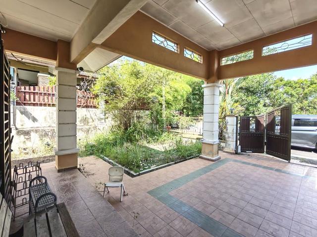 Terraced House for sale in Rembia, Malaka
