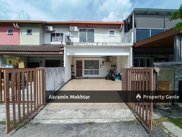 Terraced House for sale in Tanjong Sepat, Selangor