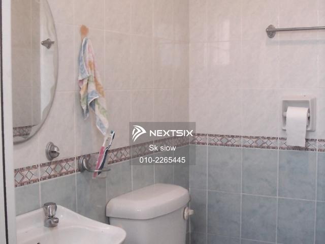 Residential House for sale in Country Heights Damansara, Kuala Lumpur