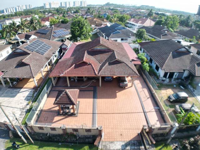 Bungalow for sale in Kajang, Langat