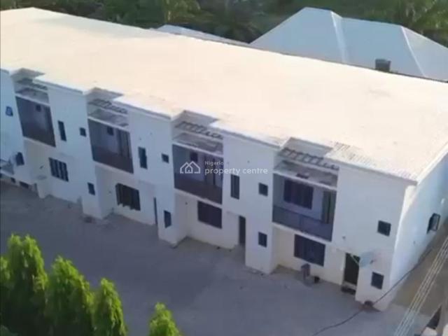 Detached house for sale in Abuja, Sokoto