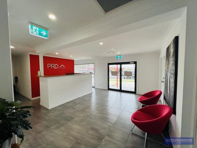 Office for rent in Toombul, Queensland