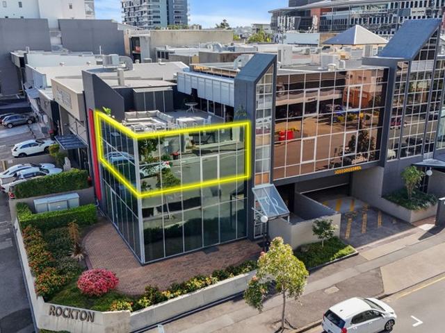 Office for rent in Toombul, Queensland