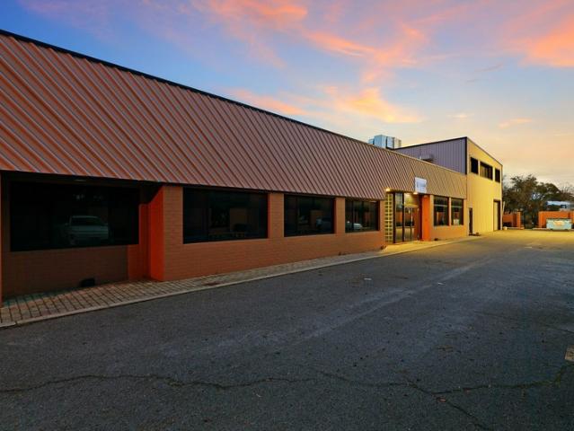Warehouse for rent in Bassendean, Western Australia
